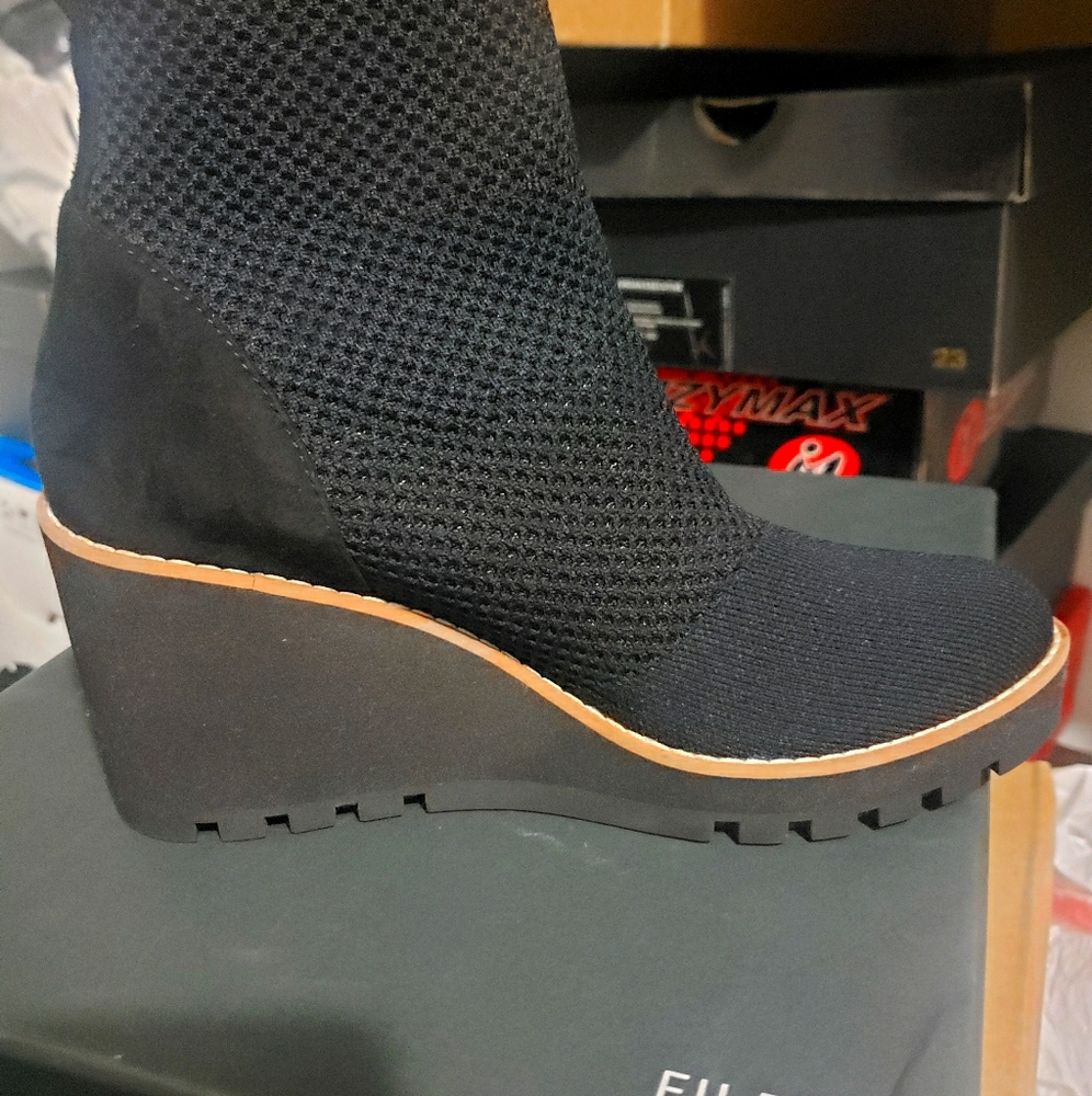 Women's London stretch knit wedges booties